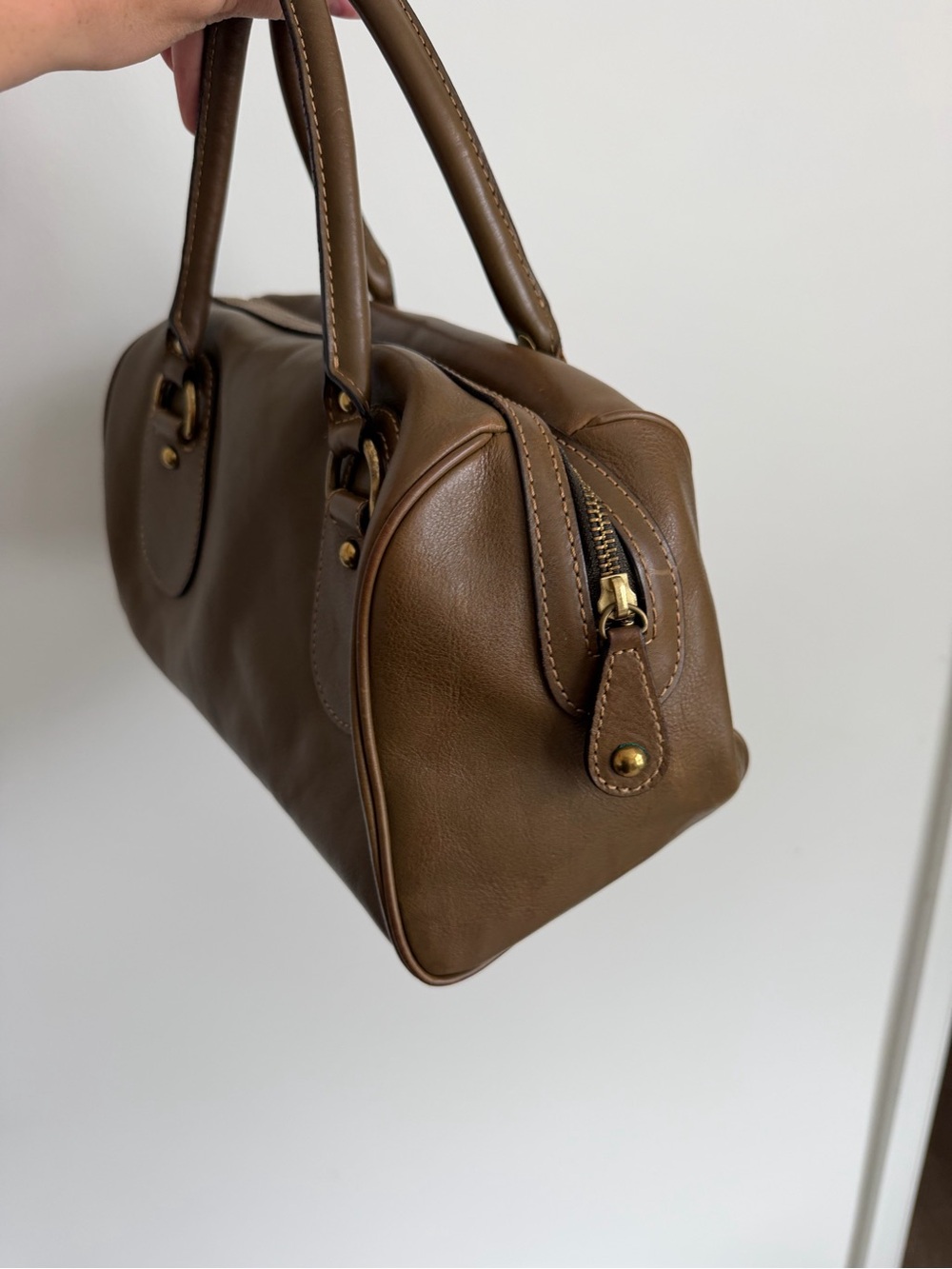 Banana Republic Classic Brown Leather Satchel Handbag